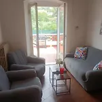 Casa Leah 因佩里亚