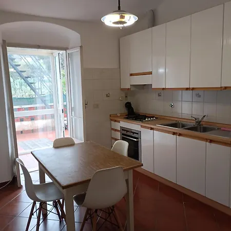 Casa Leah