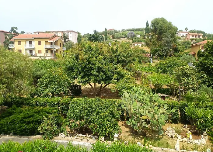 Casa Leah * אימפריה